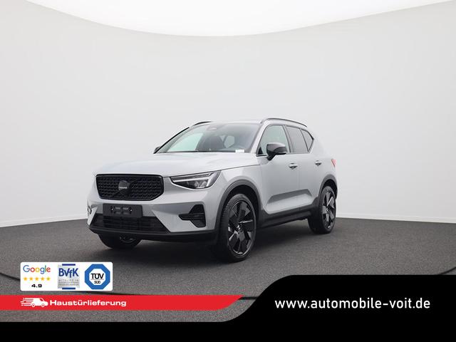 Volvo XC40 - 2.0 Black Edition Plus B4 Mild-Hybrid 197PS Automatik elektr. PanoDach R&uuml;ckf.Kamera PDC v+h ACC el.Heckklappe Harman/Kardon-Sound Klimaautomatik Sitzheizung Lenkradheizung Apple CarPlay Android Auto 20-LM