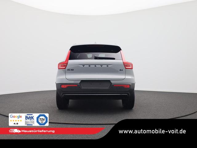 Volvo XC40 2.0 Black Edition Plus B4 Mild-Hybrid 197PS Automatik elektr. PanoDach R&uuml;ckf.Kamera PDC v+h ACC el.Heckklappe Harman/Kardon-Sound Klimaautomatik Sitzheizung Lenkradheizung Apple CarPlay Android Auto 20-LM 