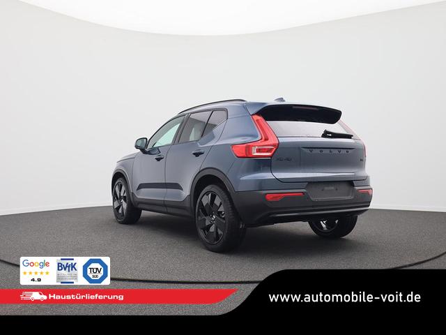 Volvo XC40 2.0 Black Edition Plus B4 Mild-Hybrid 197PS Automatik elektr. PanoDach R&uuml;ckf.Kamera PDC v+h ACC el.Heckklappe Harman/Kardon-Sound Klimaautomatik Sitzheizung Lenkradheizung Apple CarPlay Android Auto 20-LM 