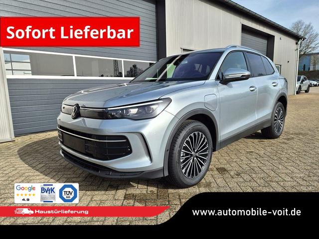 Volkswagen Tiguan - Life 1,5 l eHybrid OPF 204PS DSG Design Paket "Dark" LED-Plus-Scheinw. elektr. Heckklappe Sitzheizung v+h Lenkradheizung R&uuml;ckf.Kamera Klimaautomatik VW-Radio Bluetooth wireless Apple CarPlay + Android Auto PDC ACC 2xKeyless Digital Cockpit