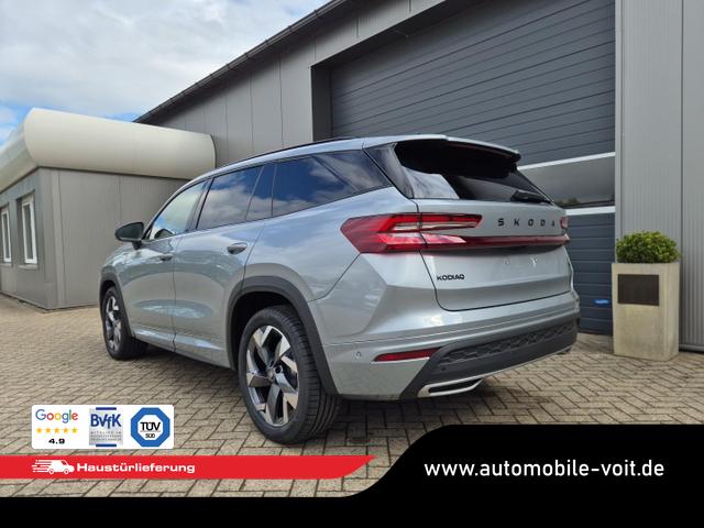 Skoda Kodiaq Sportline 1.5 TSI 204PS PHEV DSG schwenkb. AHK elektr. PanoDach HUD Alcantara PDC v+h 360&deg;Kamera CANTON Sound Klimaautomatik Sitzheizung Lenkradheizung Navi Apple CarPlay Android Auto 2xKeyless 19"LM vollelektr. Reichweite 116KM 