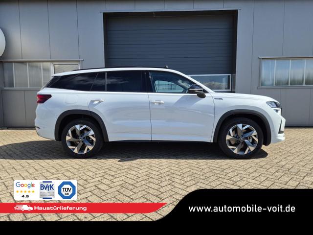 Skoda Kodiaq Sportline 1.5 TSI 204PS PHEV DSG schwenkb. AHK elektr. PanoDach HUD Alcantara PDC v+h 360&deg;Kamera CANTON Sound Klimaautomatik Sitzheizung Lenkradheizung Navi Apple CarPlay Android Auto 2xKeyless 19"LM vollelektr. Reichweite 116KM 