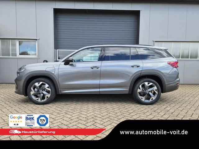 Skoda Kodiaq - Sportline 1.5 TSI 204PS PHEV DSG schwenkb. AHK elektr. PanoDach HUD Alcantara PDC v+h 360&deg;Kamera CANTON Sound Klimaautomatik Sitzheizung Lenkradheizung Navi Apple CarPlay Android Auto 2xKeyless 19"LM vollelektr. Reichweite 116KM