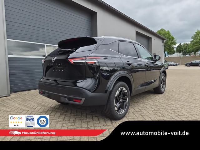Nissan Qashqai 1.3 DIG-T MHEV 158 PS X-Tronic N-Connecta Teil-Leder PanoGlasdach Klimaautomatik Sitzheizung Lenkradheizung Navi ACC PDC v+h 360&deg;Kamera DAB Bluetooth Touchscreen Apple CarPlay Android Auto 18"LM 