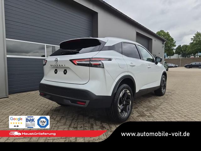 Nissan Qashqai 1.3 DIG-T MHEV 158 PS X-Tronic N-Connecta Teil-Leder PanoGlasdach Klimaautomatik Sitzheizung Lenkradheizung Navi ACC PDC v+h 360&deg;Kamera DAB Bluetooth Touchscreen Apple CarPlay Android Auto 18"LM 
