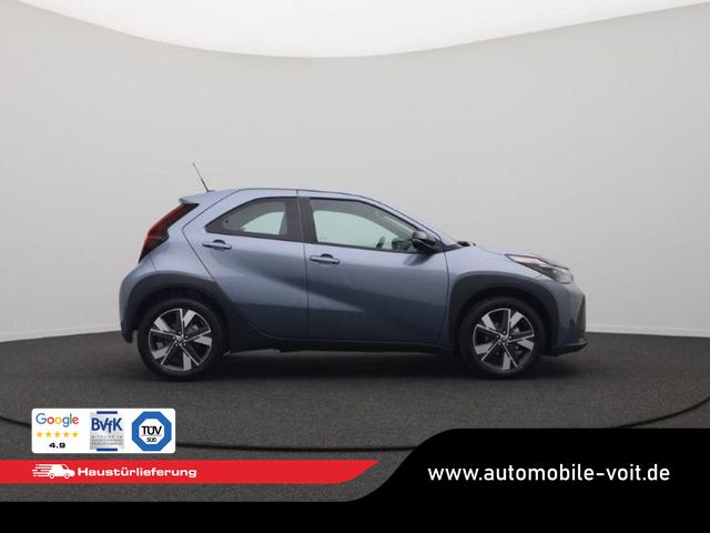 Toyota Aygo X - Pure 1.5 Hybrid 116PS Automatik Sitzheizung Klimaautomatik AbstandsTempomat Multifunktionslenkrad Radio Bluetooth Touchscreen Apple CarPlay + Android Auto