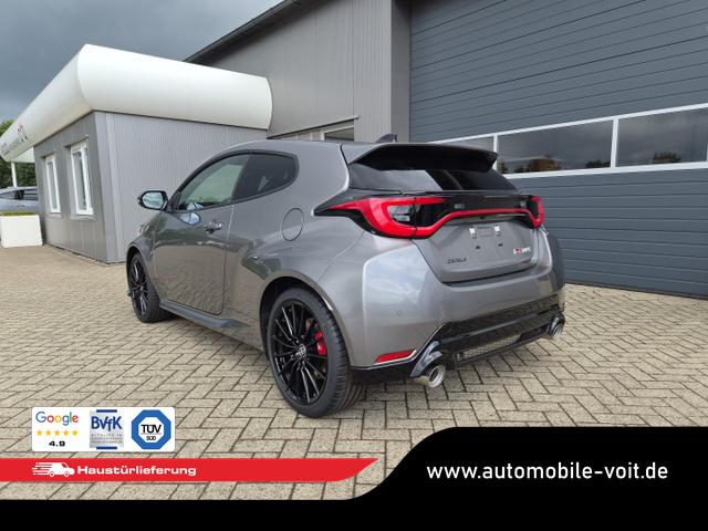 Toyota GR Yaris 1.6 Turbo 280PS Automatik 4x4 High Performance Klimaautomatik Lenkradheizung Sitzheizung JBL Premiumsound Navi Bluetooth DAB Apple CarPlay Android Auto2x Keyless ACC R&uuml;ckf.Kamera PDC v+h 18-LM 