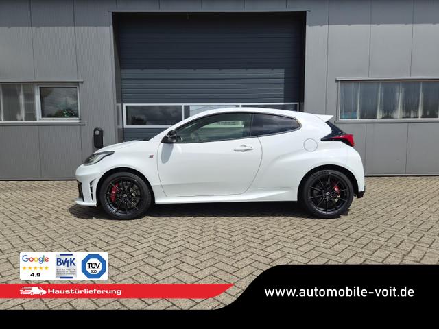 Toyota GR Yaris 1.6 Turbo 280PS Automatik 4x4 High Performance BBS Felgen Klimaautomatik Lenkradheizung Sitzheizung JBL Premiumsound Navi Bluetooth DAB Apple CarPlay Android Auto2x Keyless ACC R&uuml;ckf.Kamera PDC v+h 18-LM 