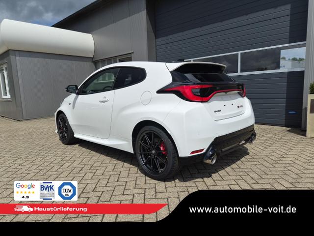 Toyota GR Yaris 1.6 Turbo 280PS Automatik 4x4 High Performance BBS Felgen Klimaautomatik Lenkradheizung Sitzheizung JBL Premiumsound Navi Bluetooth DAB Apple CarPlay Android Auto2x Keyless ACC R&uuml;ckf.Kamera PDC v+h 18-LM 