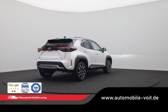 Toyota Yaris Cross 1.5-l 130PS HEV Automatik Style Matrix-LED 4xKamera elektr. Heckklappe Sitzheizung Lenkradheizung Klimaautomatik Navi Bluetooth wireless Apple CarPlay + Android Auto ACC PDC v+h 18"LM 