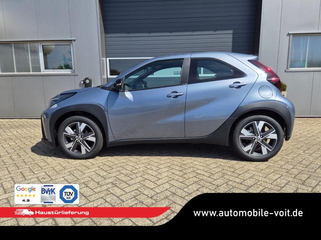 Toyota Aygo X Pure 1.5 Hybrid 116PS Automatik Sitzheizung Klimaautomatik R&uuml;ckf.Kamera AbstandsTempomat Nebelscheinw. Multifunktionslenkrad Bluetooth Touchscreen Apple CarPlay + Android Auto 2xKeyless 