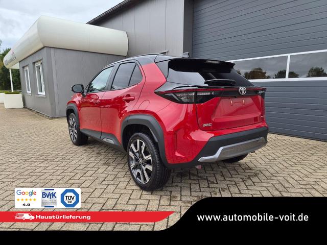 Toyota Yaris Cross 1.5-l 130PS HEV Automatik Style Matrix-LED 4xKamera elektr. Heckklappe Sitzheizung Lenkradheizung Klimaautomatik Navi Bluetooth wireless Apple CarPlay + Android Auto ACC PDC v+h 18"LM 