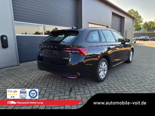 Skoda Octavia Combi 1.5 TSI 150PS m-HEV DSG Selection AHK Klimaautomatik PDC v+h R&uuml;ckf.Kamera Sitzheizung Apple CarPlay Android Auto 16"LM 