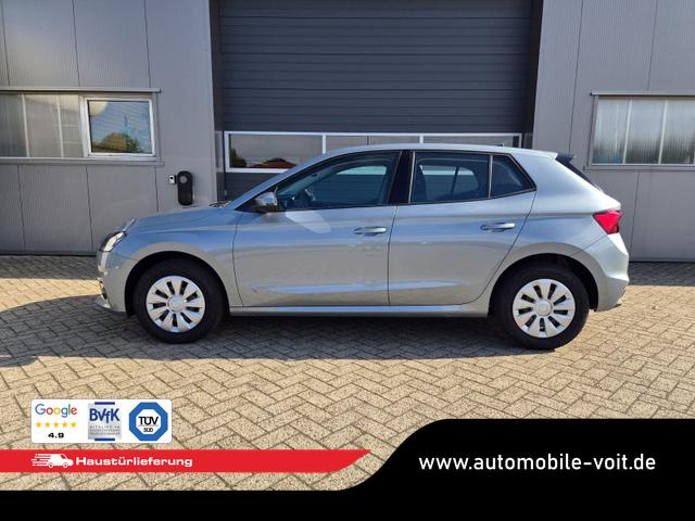 Skoda Fabia - 1.0 TSI 95PS Selection 5-t&uuml;rig R&uuml;ckf.Kamera Parksensoren Sitzheizung Multifunktionslenkrad Klima Skoda-Radio Bluetooth Touchscreen Speedlimiter Nebelsch. Apple CarPlay + Android Auto