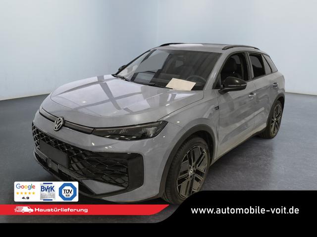 Volkswagen T-Roc - R-Line 1.5 eTSI 150PS/110kW DSG7 2026 *Neues Modell* | +AHK +BlackStyle +19" ALU +IQ.Licht-Matrix +NAVI