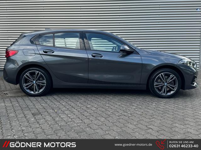 BMW 1er Sport Line 118i Line/DE-FHZ/LED/TEMPOMAT/PDC/NAVI/AUTOMATIK/ 
