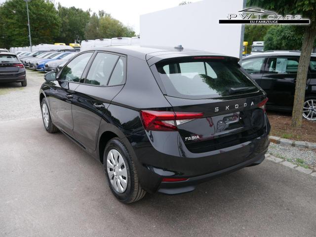Skoda Fabia Selection 1.0 TSI *PDC-HI*WINTERPAKET*SMARTLINK*LED*SHZ*KLIMA*BLUETOOTH 