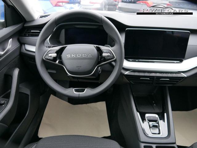 Skoda Octavia Combi Selection 2.0 TDI DSG Selection*PDC*LED*SHZ*TEMPOMAT*SMARTLINK*AHK-SCHWENKBAR 