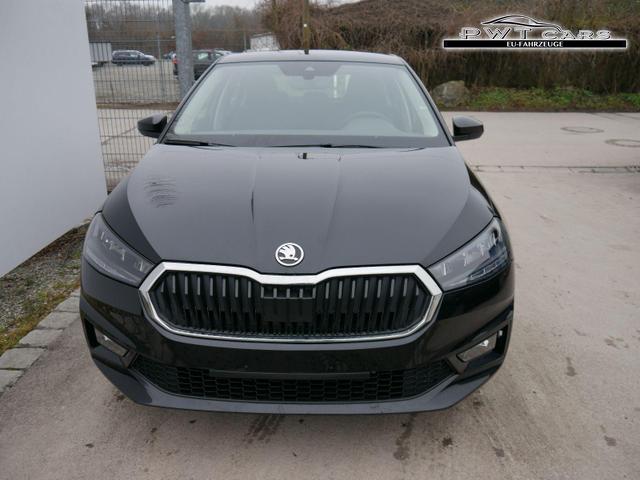 Skoda Fabia Selection 1.0 TSI *PDC-HI*LED*SHZ*NAVI-&Uuml;BER-SMARTLINK*KLIMA*BLUETOOTH 