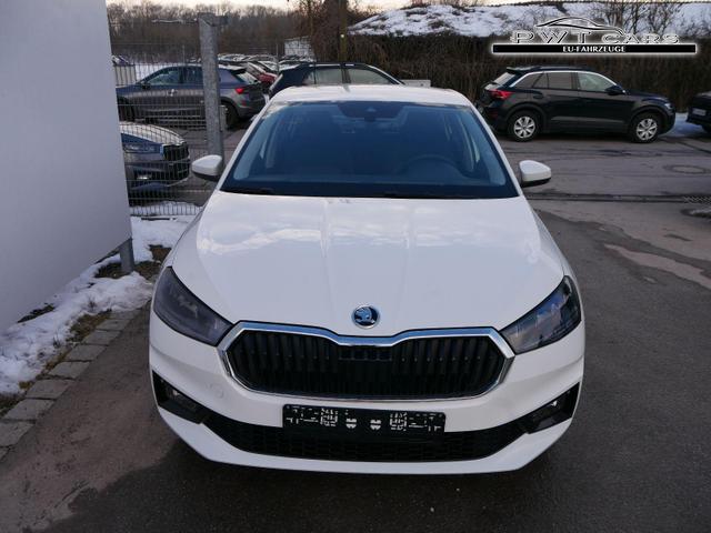 Skoda Fabia Selection 1.0 TSI *NAVI-&Uuml;BER-SMARTLINK*PDC-HI*LED*SHZ*KLIMA*RADIO 