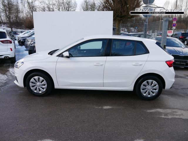 Skoda Fabia Selection 1.0 TSI *NAVI-&Uuml;BER-SMARTLINK*PDC-HI*LED*SHZ*KLIMA*RADIO 