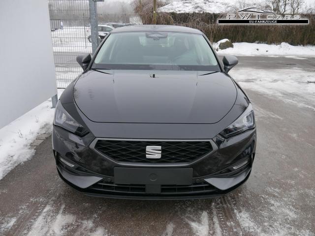 Seat Leon FR 2.0 TDI DSG*RFK*NAVI*TEMPOMAT*TRAVEL ASSIST* FULL LINK* KEYLESS-GO* 