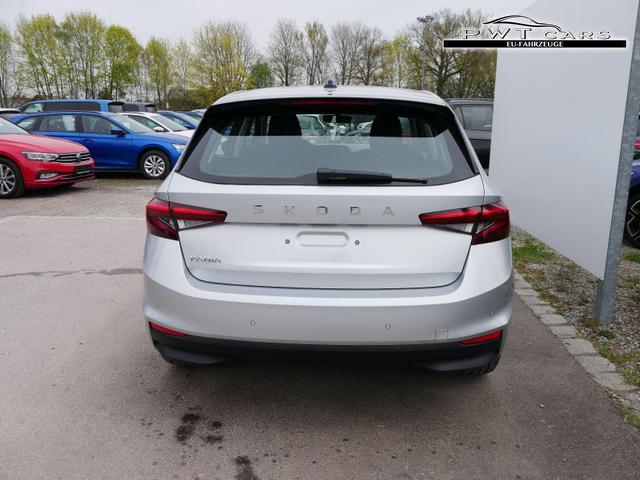 Skoda Fabia Selection 1.0 TSI *LED*PDC-HI*SMARTLINK*SHZ*BLUETOOTH*FRONT-ASSIST 