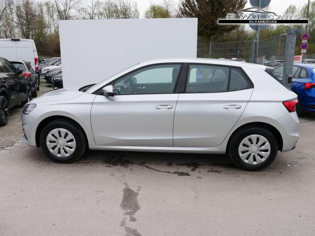 Skoda Fabia Selection 1.0 TSI *LED*PDC-HI*SMARTLINK*SHZ*BLUETOOTH*FRONT-ASSIST 