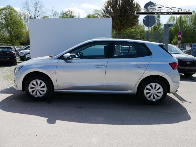 Skoda Fabia Selection 1.0 TSI DSG*NAVI-&Uuml;BER-SMARTLINK*LED*PDC-HI*SHZ*DAB*KLIMA 