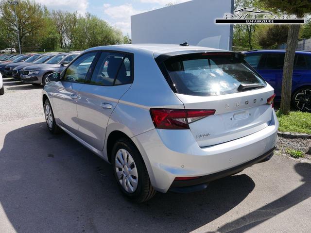 Skoda Fabia Selection 1.0 TSI DSG*NAVI-&Uuml;BER-SMARTLINK*LED*PDC-HI*SHZ*DAB*KLIMA 