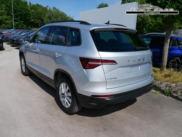 Skoda Karoq Selection 2.0 TDI DSG 4x4*AHK*PDC-HI*LED*SHZ*SMARTLINK*TEMPOMAT 