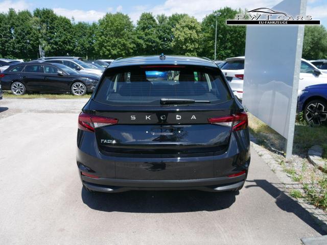 Skoda Fabia Selection 1.0 TSI *NAVI-&Uuml;BER-SMARTLINK*PDC-HI*LED*SHZ*KLIMA*RADIO 