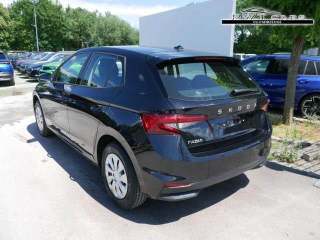 Skoda Fabia Selection 1.0 TSI *NAVI-&Uuml;BER-SMARTLINK*PDC-HI*LED*SHZ*KLIMA*RADIO 