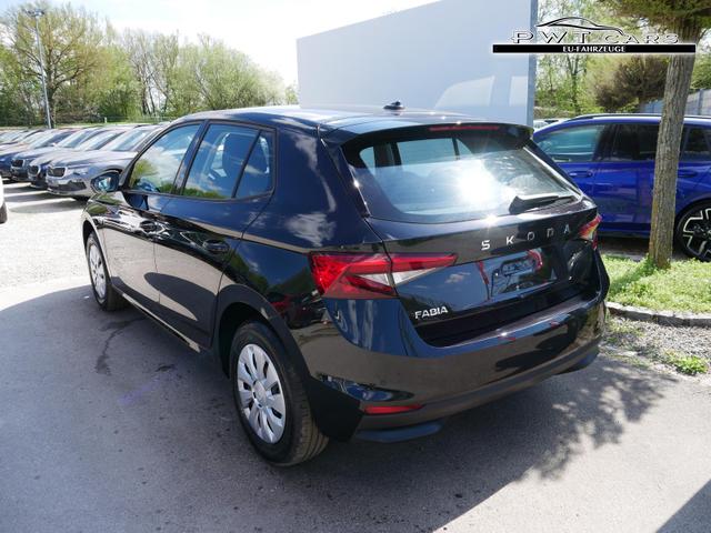 Skoda Fabia Selection 1.0 TSI DSG*NAVI-&Uuml;BER-SMARTLINK*LED*PDC-HI*SHZ*DAB*KLIMA 