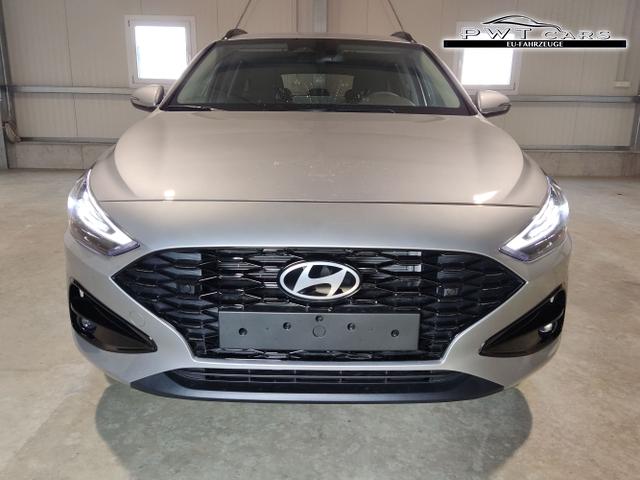 Hyundai / i30 Kombi / Silber / / / , Beispielbilder, ggf. teilweise mit Sonderausstattung