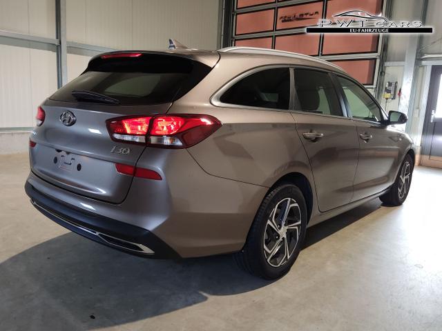 Hyundai / i30 Kombi / Bronze / / / , Beispielbilder, ggf. teilweise mit Sonderausstattung