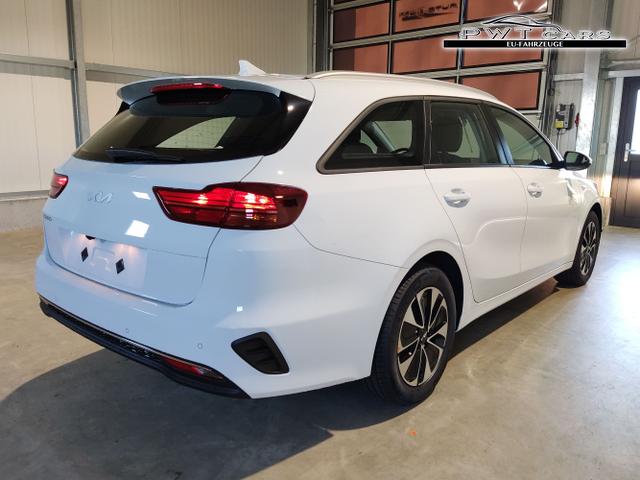 Kia / Ceed Sportswagon / Weiß / / / , Beispielbilder, ggf. teilweise mit Sonderausstattung