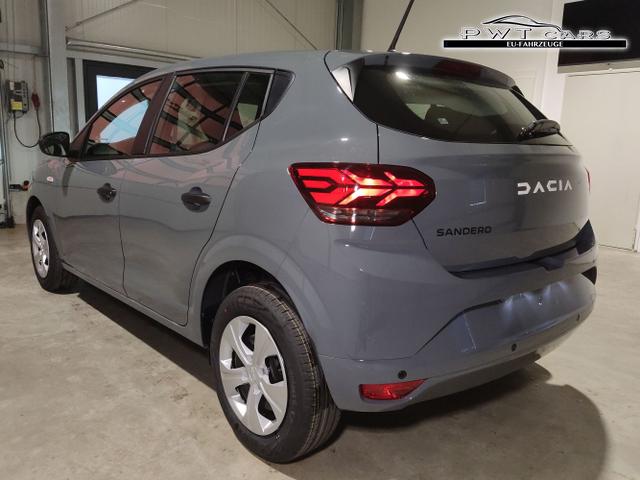 Dacia / Sandero / Grau / / / , Beispielbilder, ggf. teilweise mit Sonderausstattung