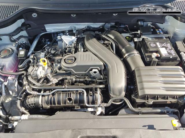 Skoda / Karoq / Grau / / / , Beispielbilder, ggf. teilweise mit Sonderausstattung