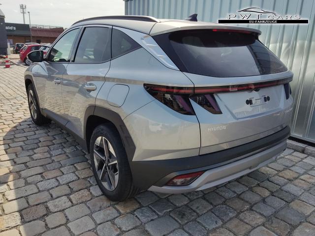 Hyundai / TUCSON / Silber / / / , Beispielbilder, ggf. teilweise mit Sonderausstattung