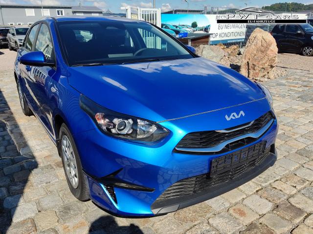 Kia / Ceed / Blau / / / , Beispielbilder, ggf. teilweise mit Sonderausstattung