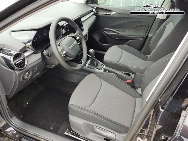 Skoda / Fabia / Schwarz / / / 