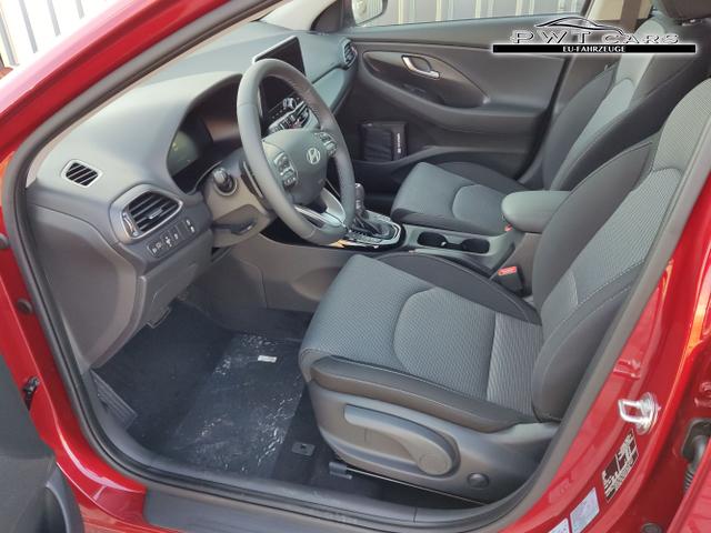 Hyundai / i30 Kombi / Rot / / / , Beispielbilder, ggf. teilweise mit Sonderausstattung