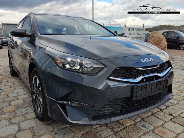 Kia / Ceed / Grau / / / , Beispielbilder, ggf. teilweise mit Sonderausstattung