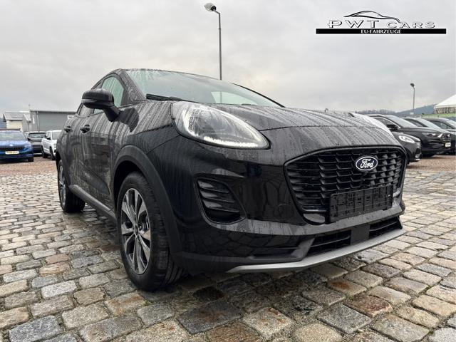 Ford / Puma / Schwarz / / / 