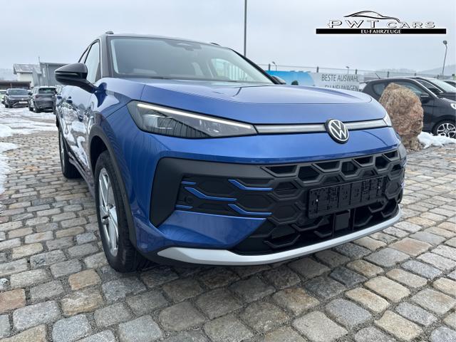 Volkswagen / T-Roc / Blau / / / , Beispielbilder, ggf. teilweise mit Sonderausstattung