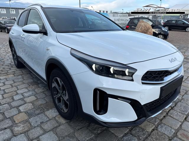 Kia / XCeed / Wei&szlig; / / / , Beispielbilder, ggf. teilweise mit Sonderausstattung