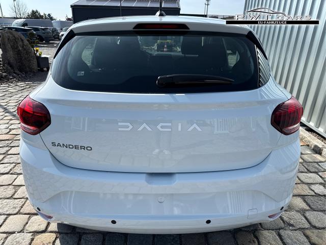 Dacia / Sandero / Wei&szlig; / / / , Beispielbilder, ggf. teilweise mit Sonderausstattung