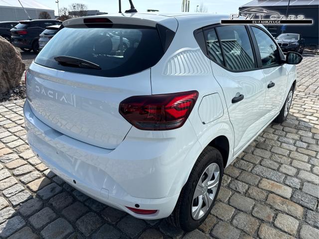 Dacia / Sandero / Wei&szlig; / / / 