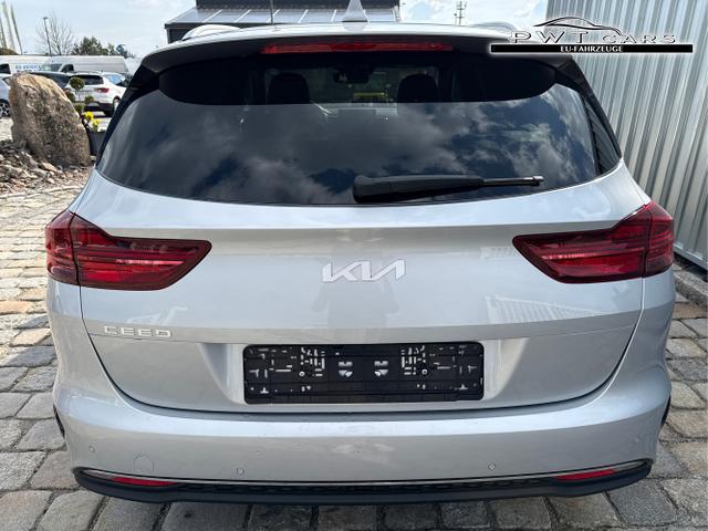 Kia / Ceed / Silber / / / 